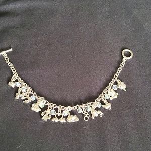 Ladies sliver charm bracelet